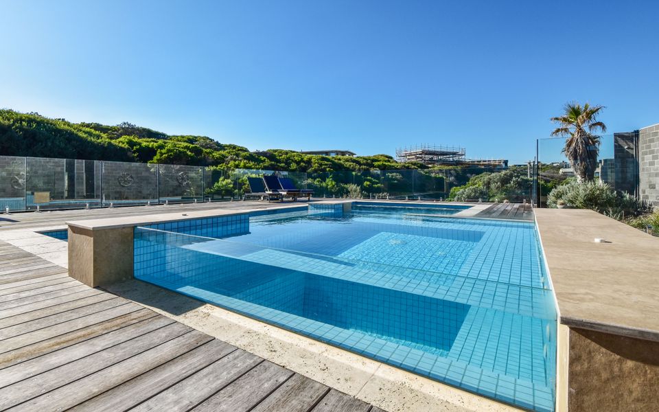 The solar-heated pool (seasonal) and year-round gas heated spa offer the ultimate in relaxation