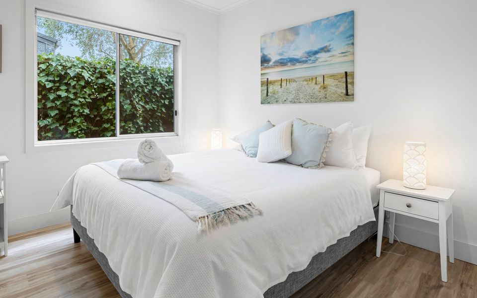 Rye Serenity and Style walk to beach shops Wifi