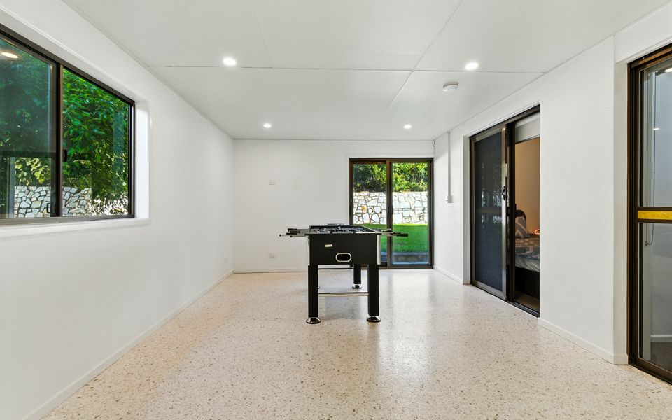 3 Greenoaks Drive