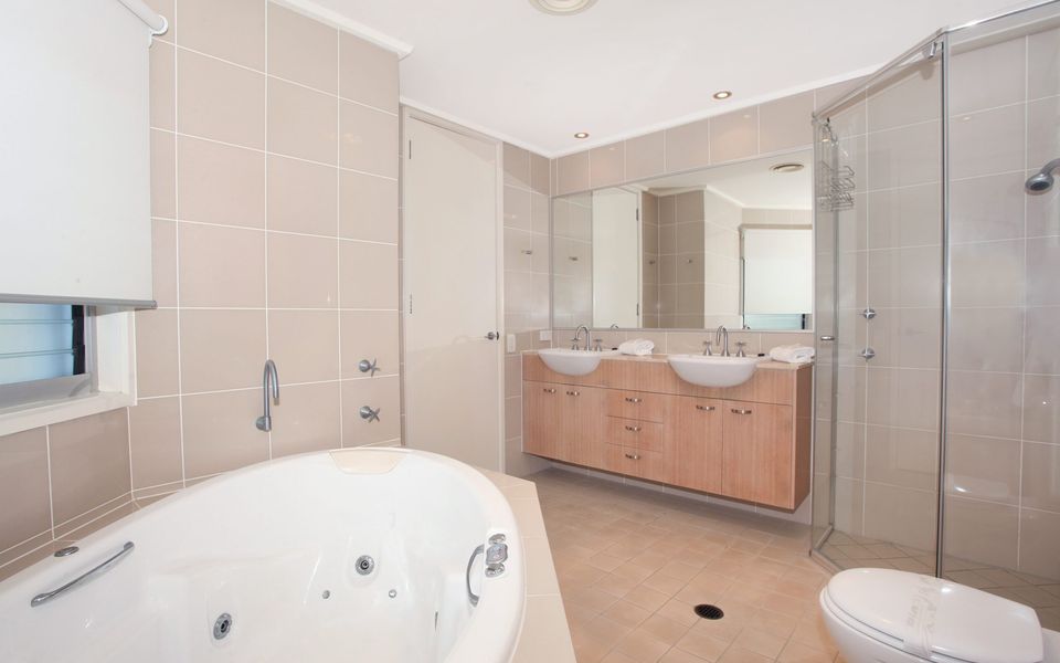 Stylish Beachside Holiday Penthouse