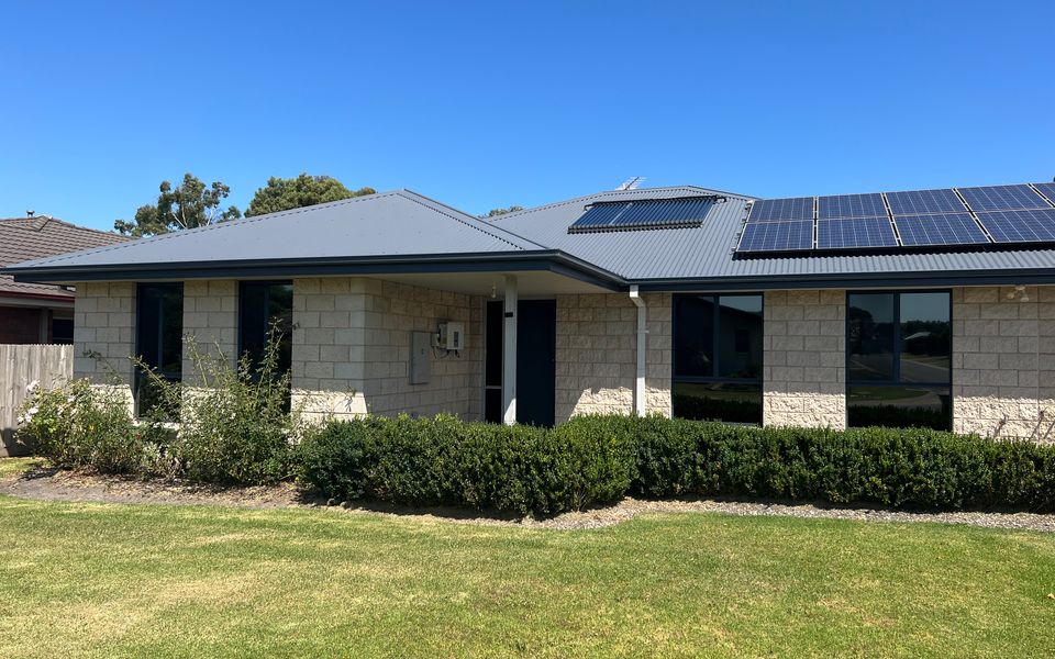 Sandy Retreat on Royal Inverloch