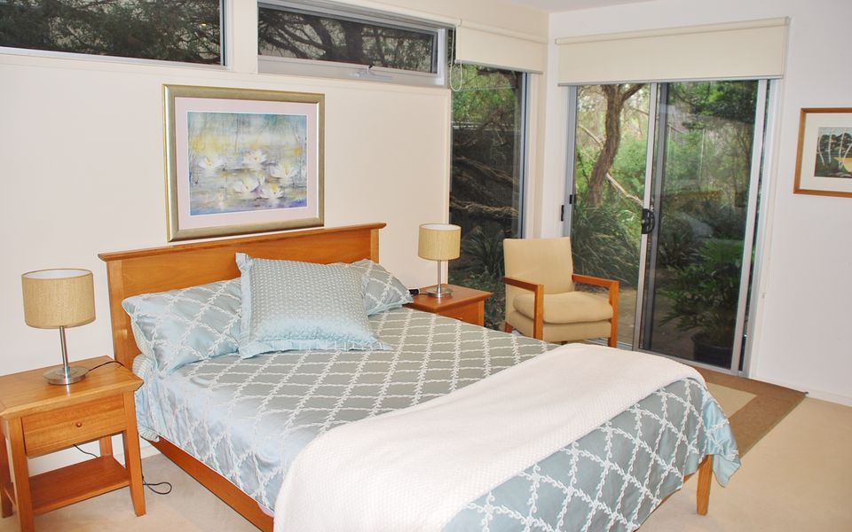 Stylish Holiday Home opposite Surf