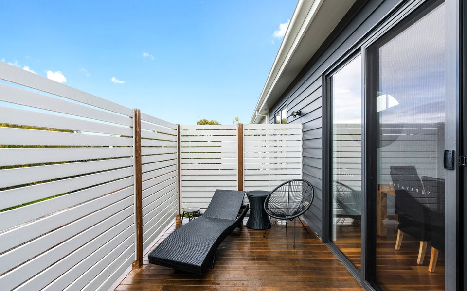 Best of Both Worlds Inverloch