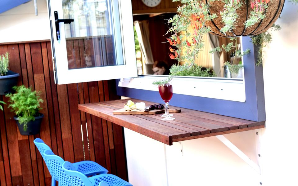 Peaceful Places – Surf Side, Linen, Pets, Wifi