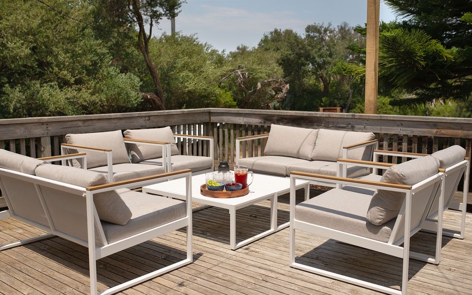 Peaceful Places – Surf Side, Linen, Pets, Wifi