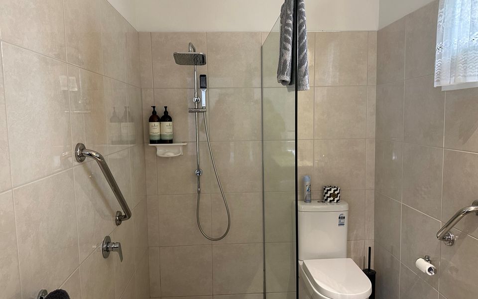 Close to the Shops Beach, Perfect for 2 Families
