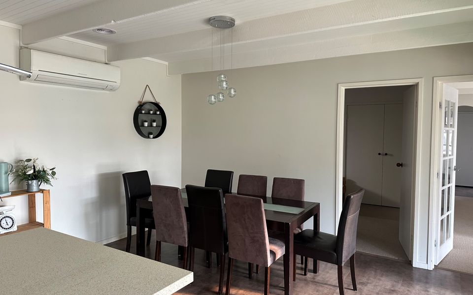 Close to the Shops Beach, Perfect for 2 Families