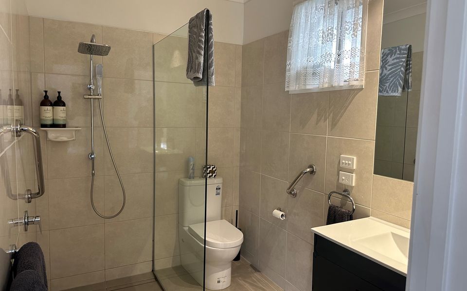 Close to the Shops Beach, Perfect for 2 Families