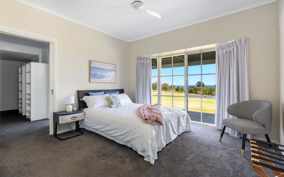 Oceanview On the Hill