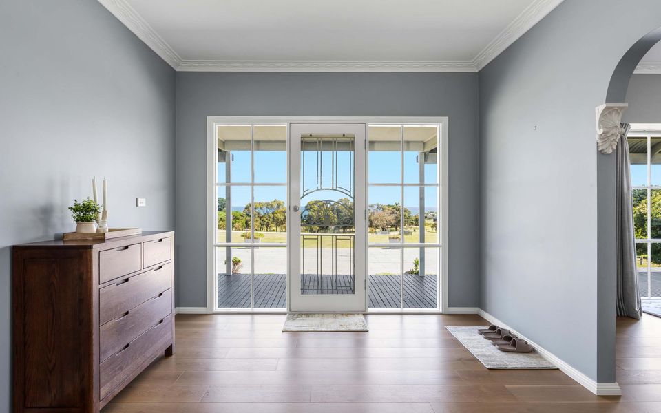 Oceanview On the Hill