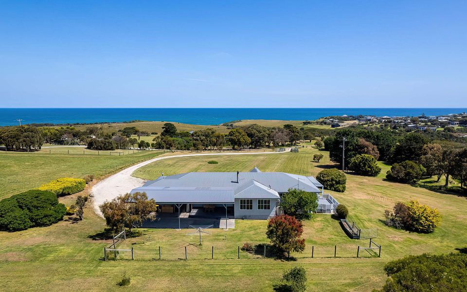 Oceanview On the Hill