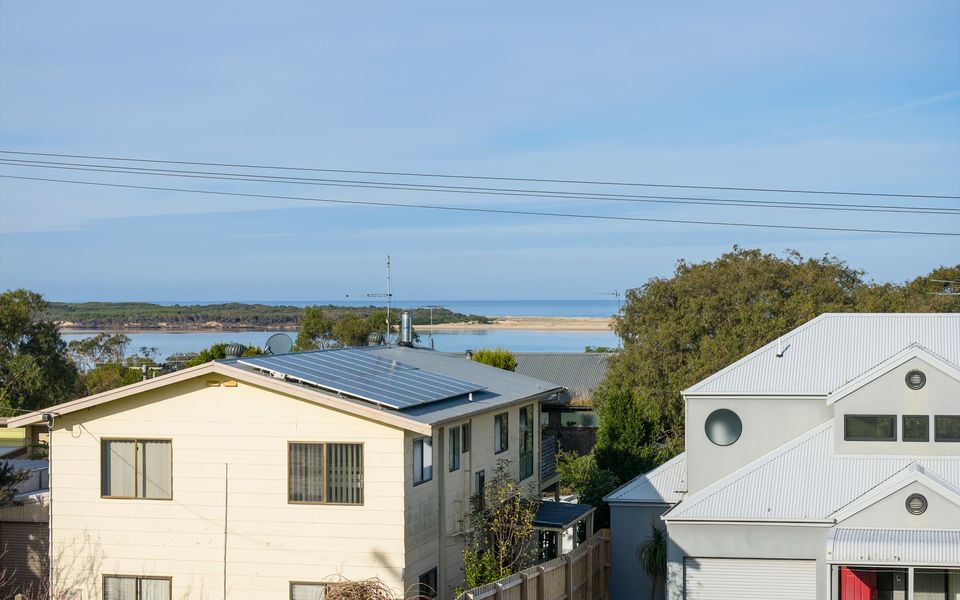 Iconic Beach House on Bruce Inverloch