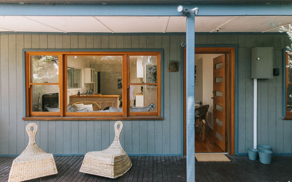 Dovestones by the Sea – Inverloch