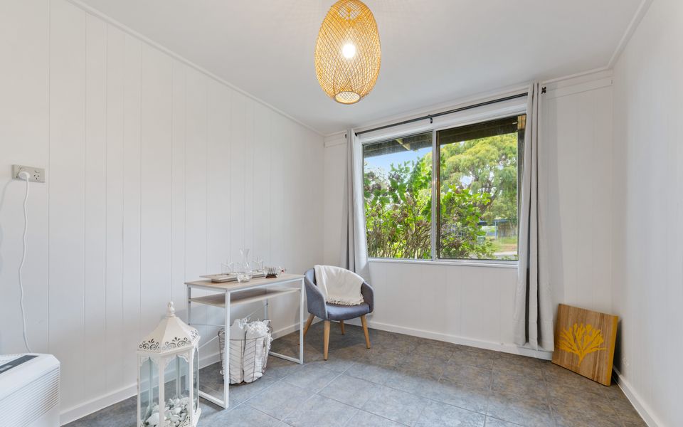 Wilson Beach House (Wifi and Linen Included)