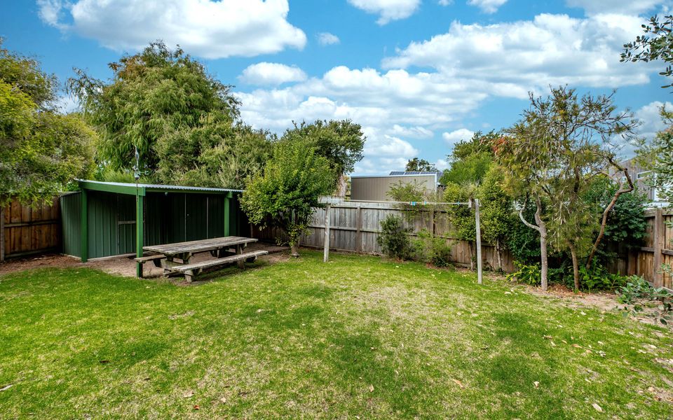 Wavelength – Free Wifi and Pet Friendly (outside only)