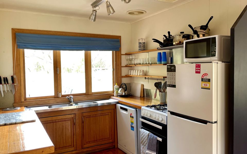 Wisteria Cottage – Pet Friendly
