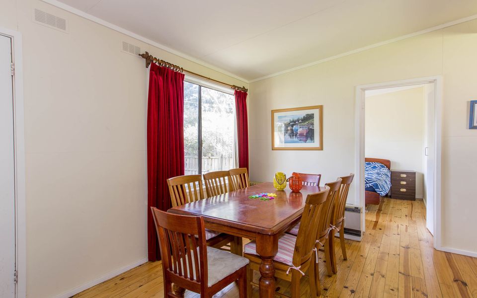 Halford Haven Classic Beach House (Pet Friendly)