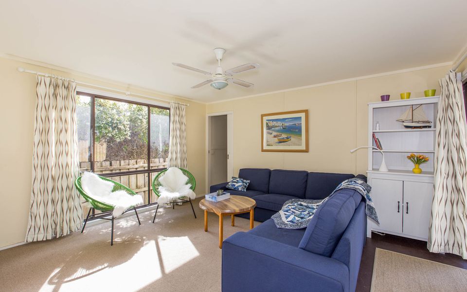 Halford Haven Classic Beach House (Pet Friendly)