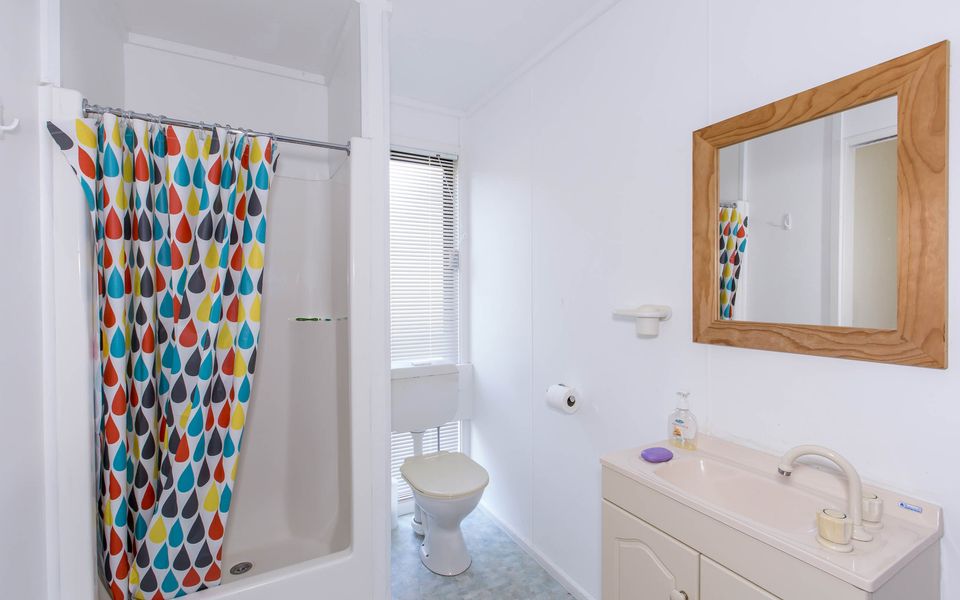 Halford Haven Classic Beach House (Pet Friendly)