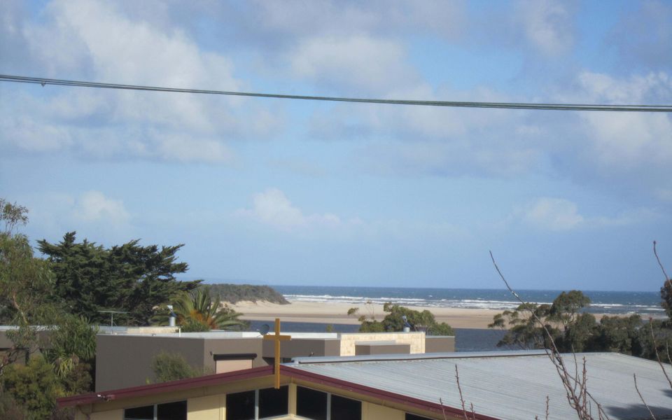 Iconic Apartment in the Heart of Inverloch