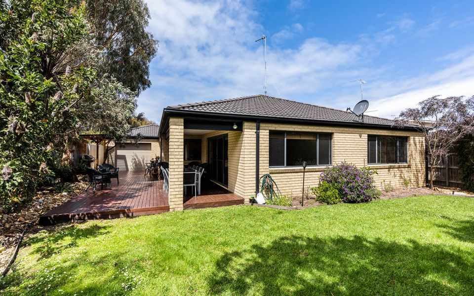 Surfside Getaway in Picturesque Inverloch