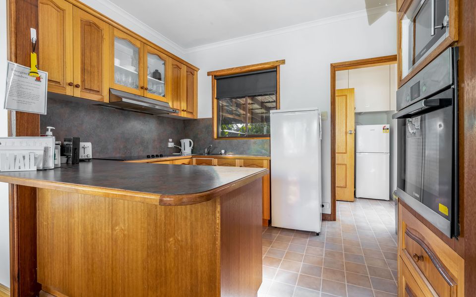 Cozy Beach Hideaway – Pet friendly