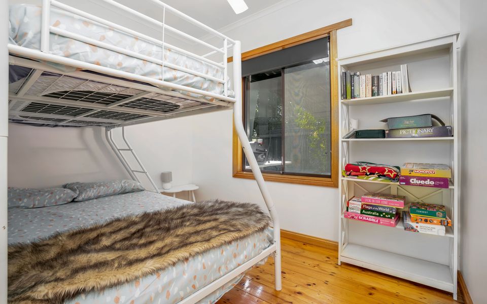 Cozy Beach Hideaway – Pet friendly