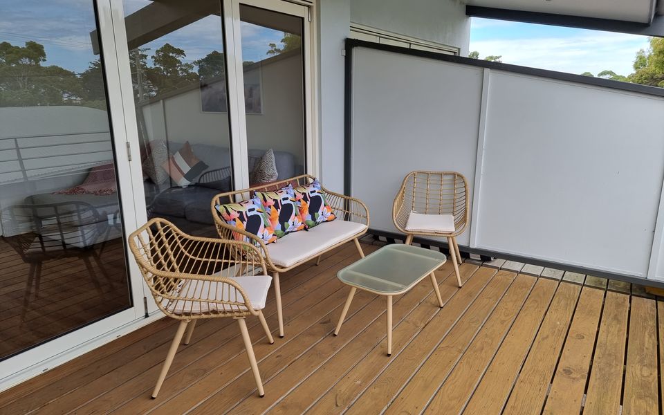Beaton’s Beach Front Studio – Inverloch