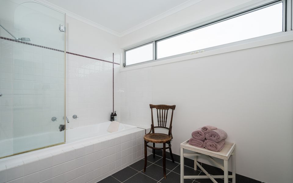 Coastal Retreat Inverloch – Linen included, Free WIFI