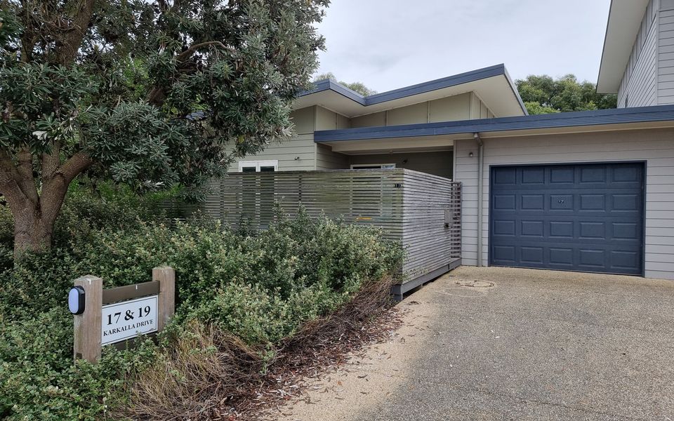 One Level at Broadbeach – Inverloch