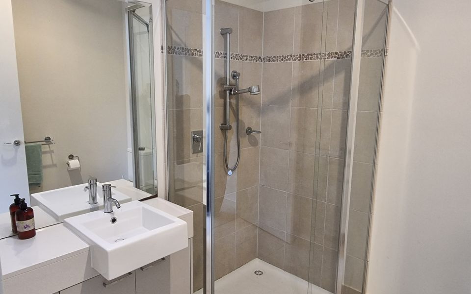 One Level at Broadbeach – Inverloch