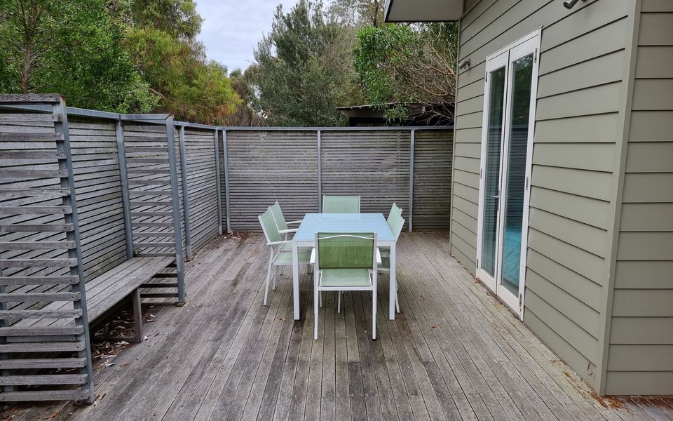 One Level at Broadbeach – Inverloch
