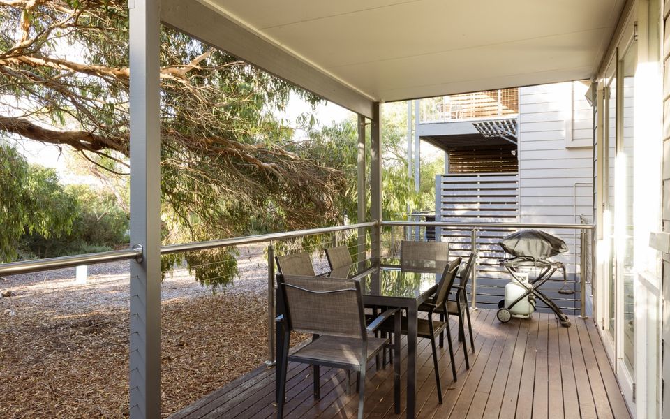 One Level at Broadbeach – Inverloch