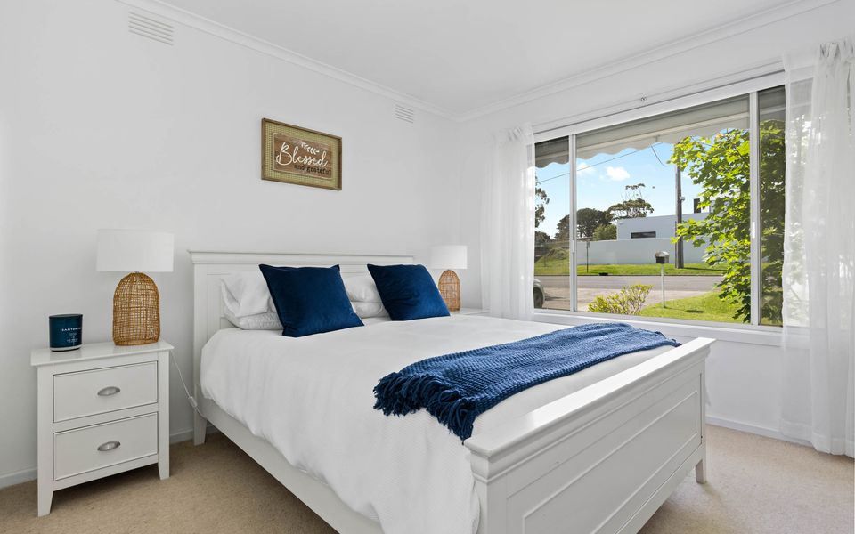 Seaview Cottage and pool (Wifi and Linen included)