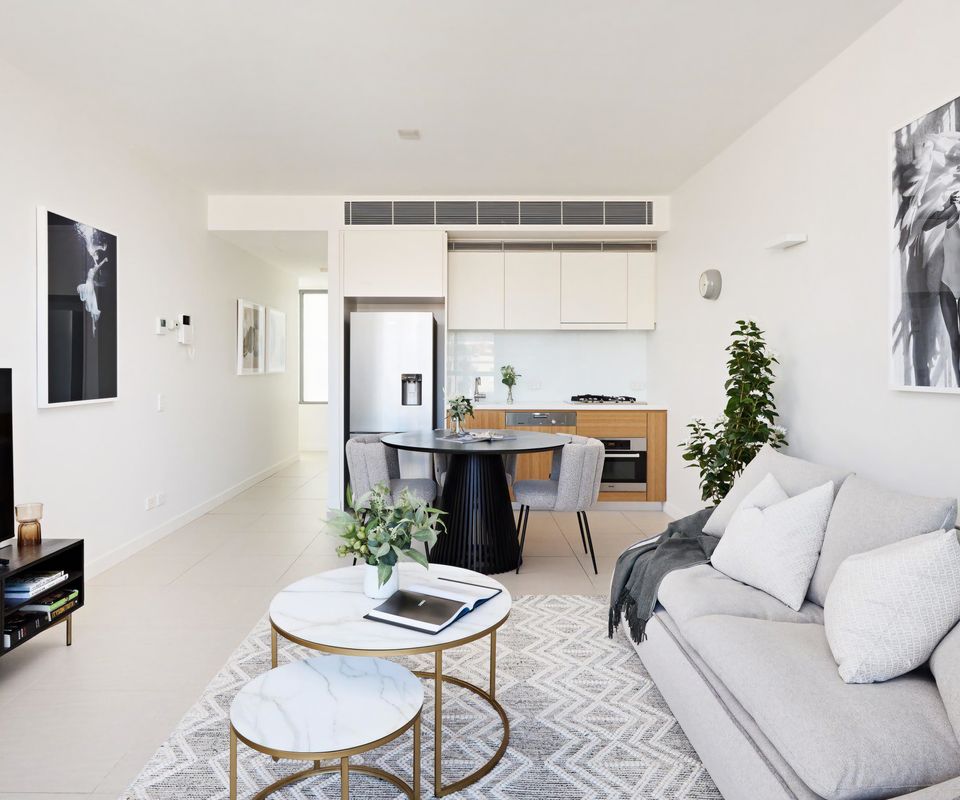 Metropolitan Woolloomooloo I90