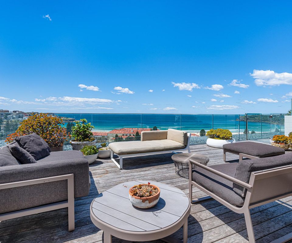 180 Sunset Penthouse IBO/IH7 Luxe