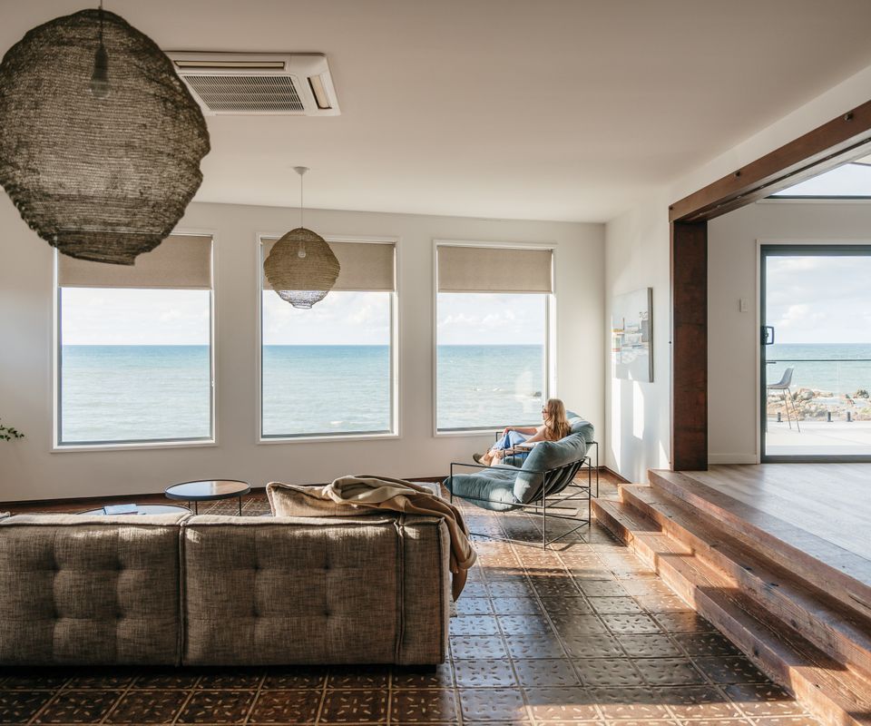 Novo Luxury Apartment Penguin Accommodation ITAS