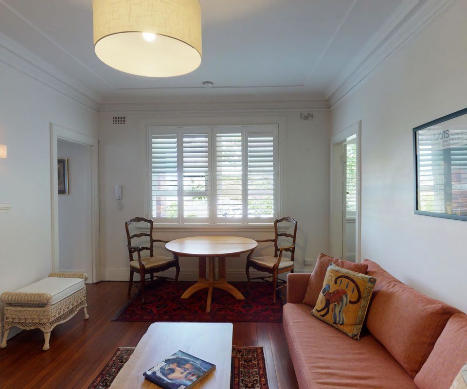 Elegant Art Deco Edgecliff I90
