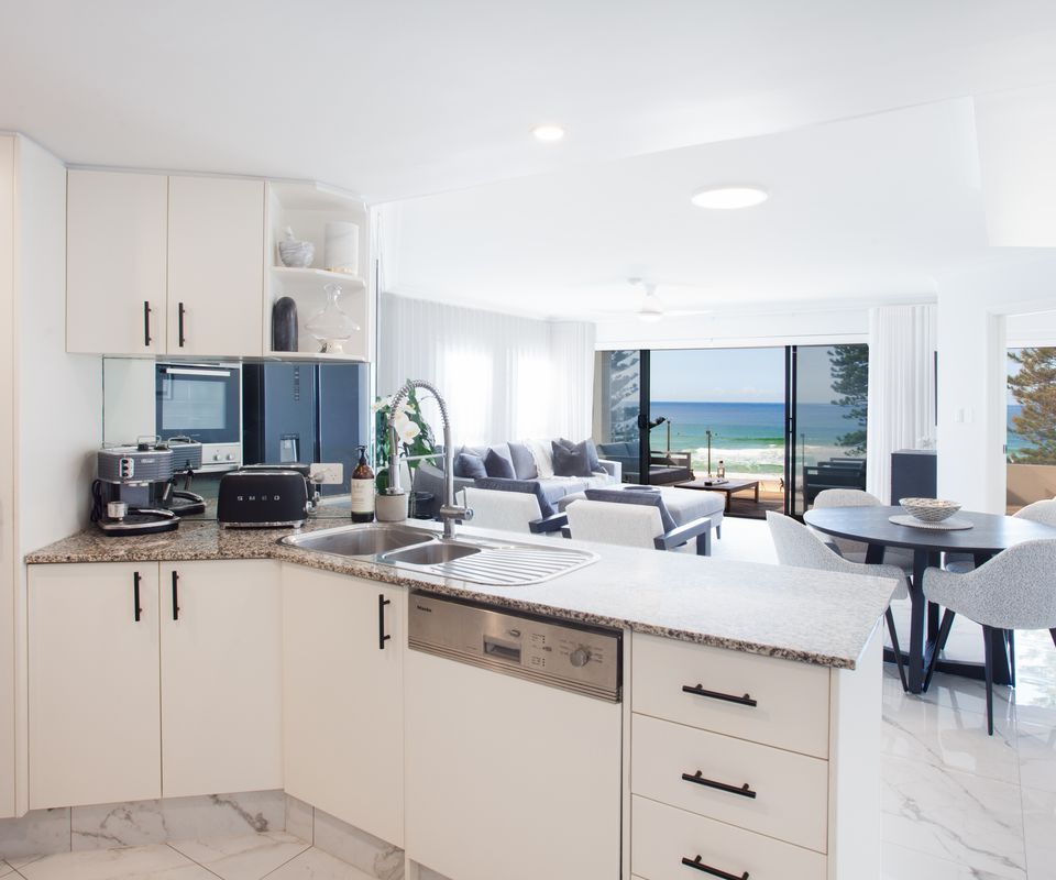 Oceanfront Oasis, Manly (I90)