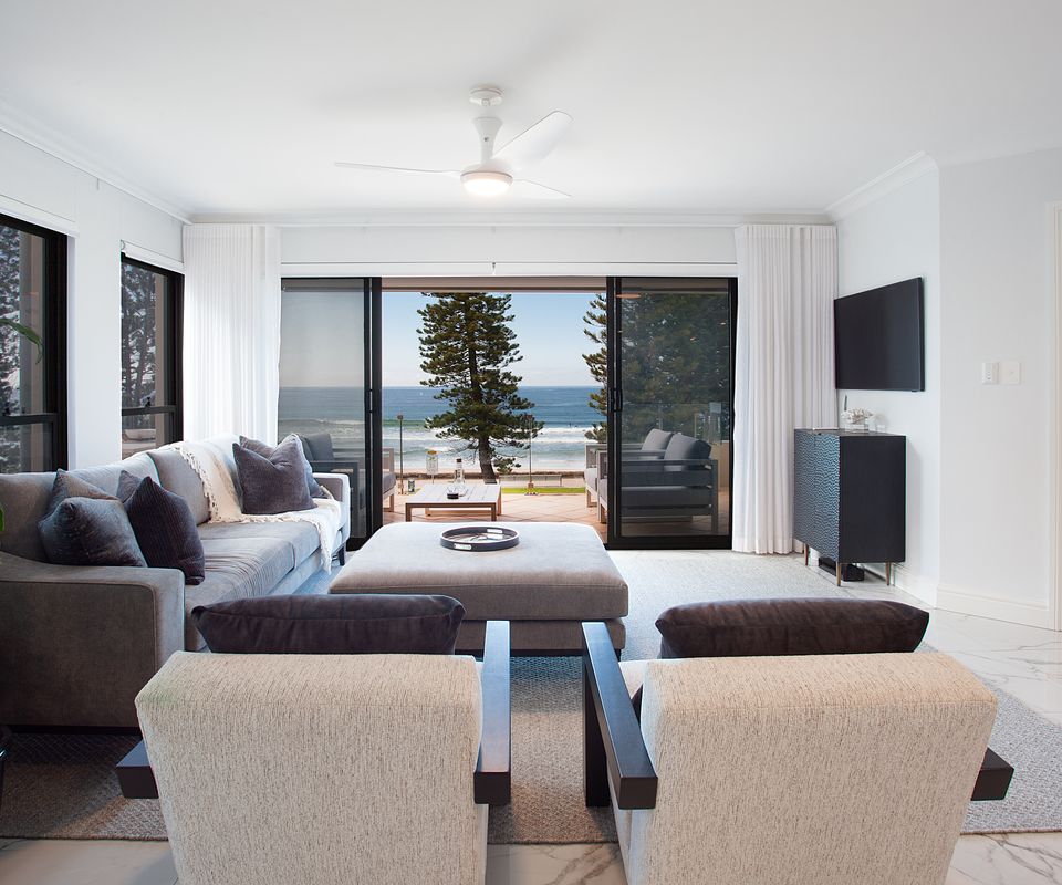 Oceanfront Oasis, Manly (I90)