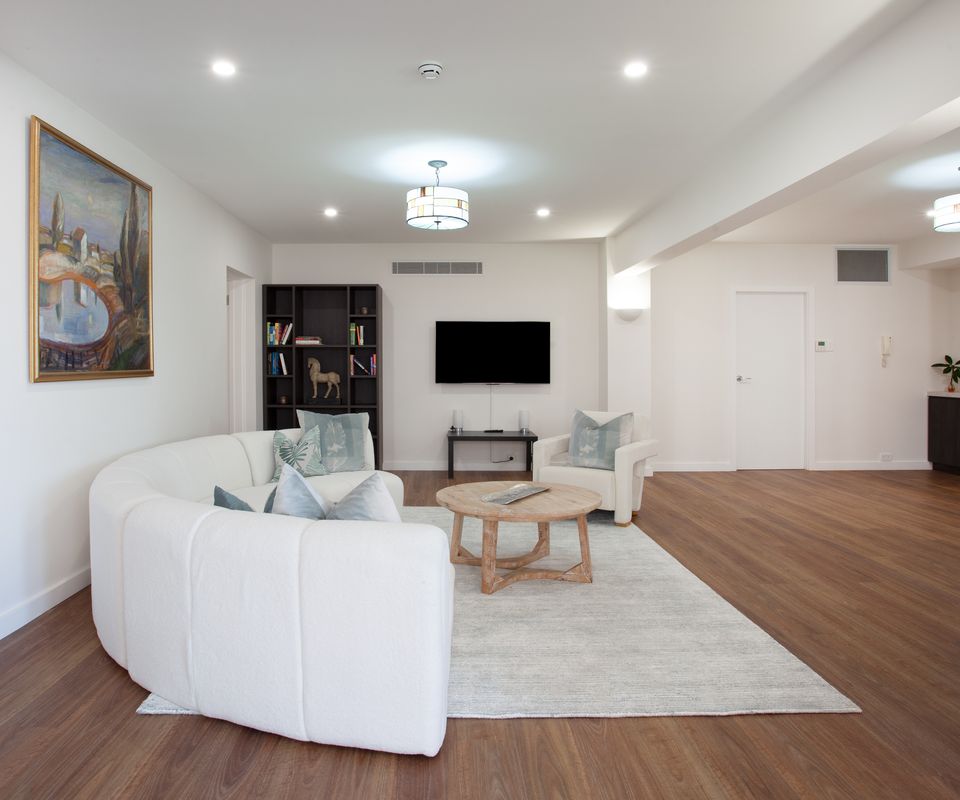 Dazzling Diamond, Point Piper ISYD