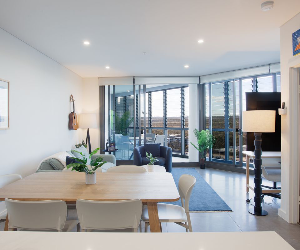 Modern Splendour, Macquarie Park I90