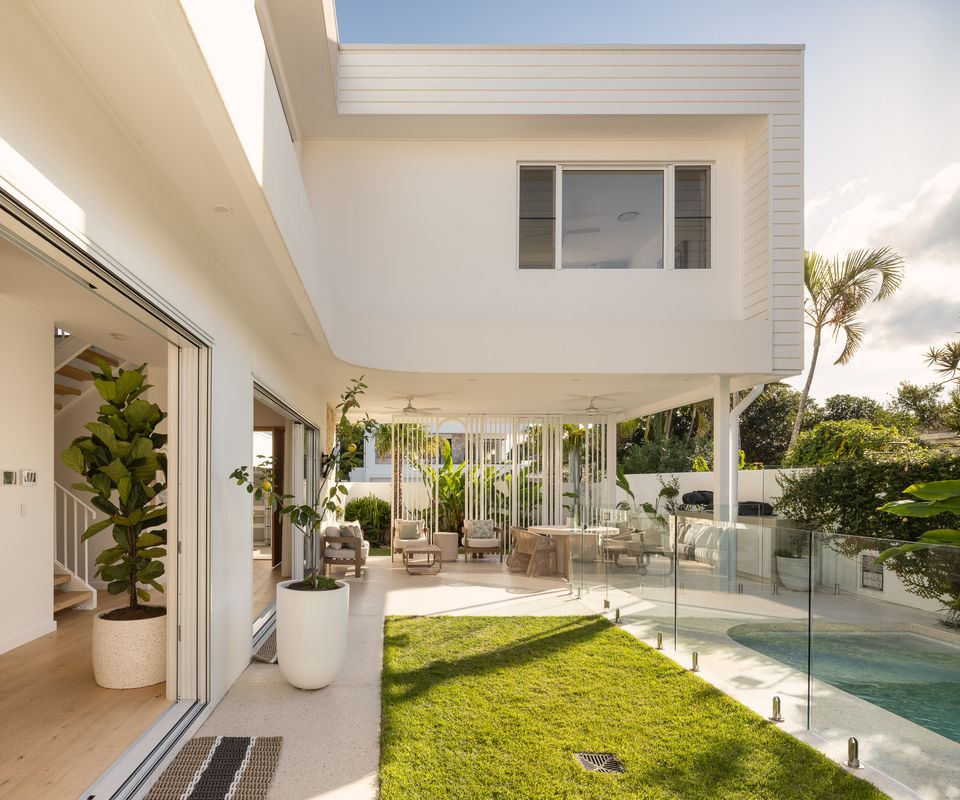Sol Lento, Burleigh Heads IQLD