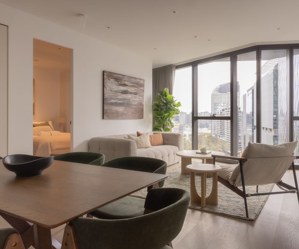 Una Mas Apartment, Docklands IMEL
