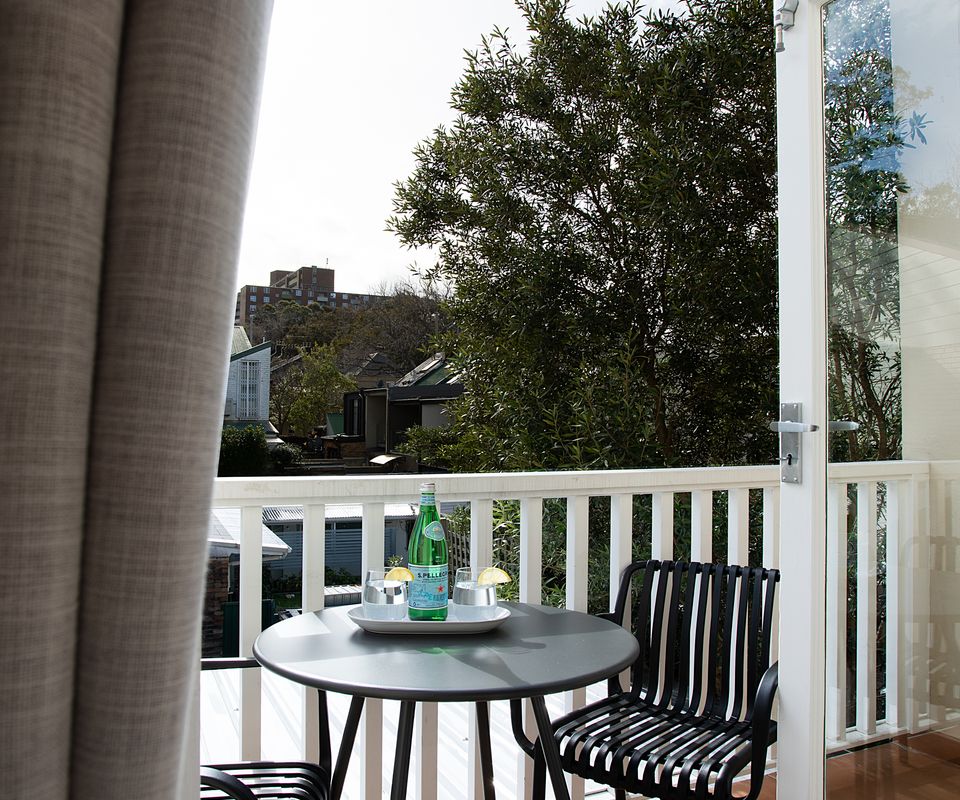 The Crown, Four Surry Hills ISYD