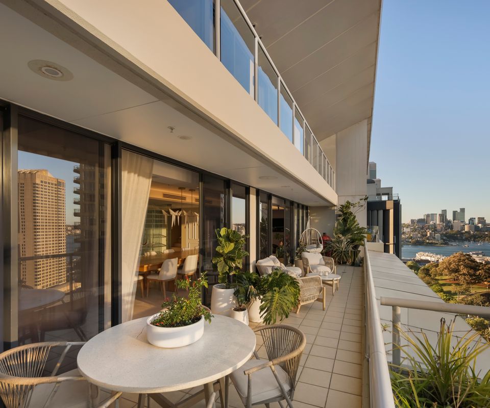 Stamford Sky, Millers Point I90