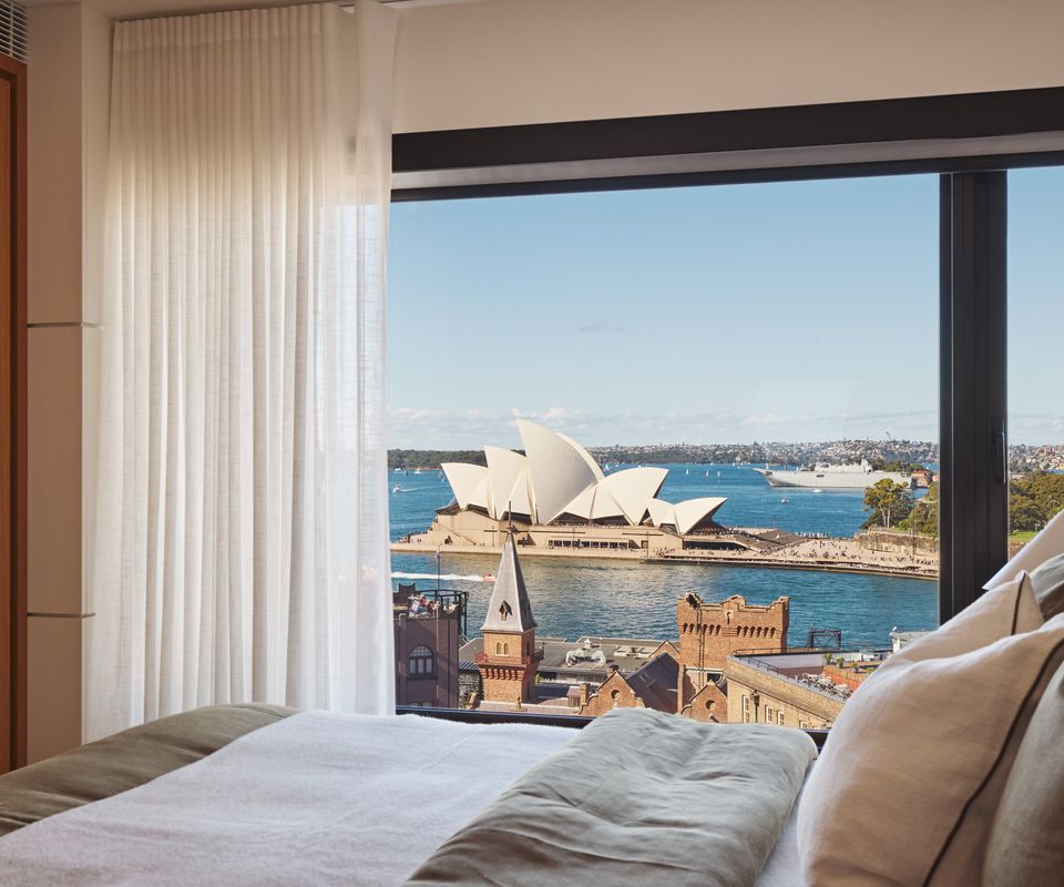 Rockstar Penthouse, The Rocks IBO
