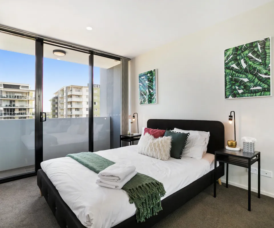 The Hamilton IQLD