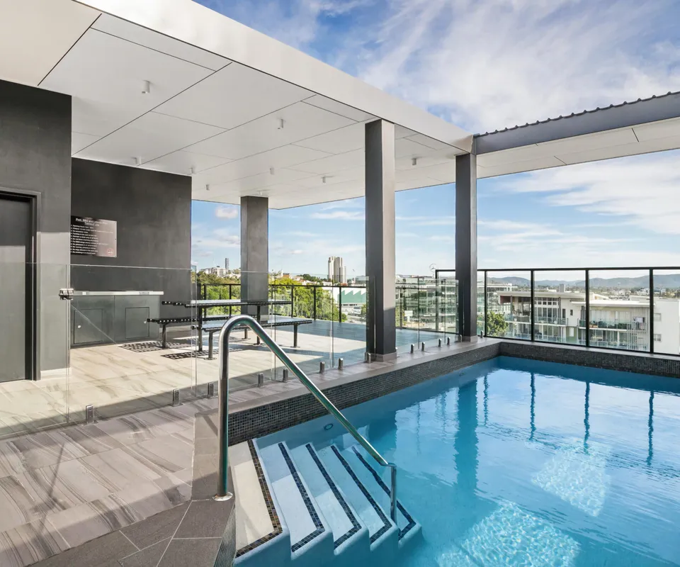 The Hamilton IQLD