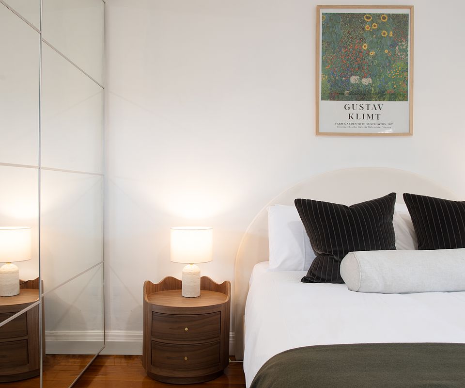 The Winchester, Edgecliff ISYD